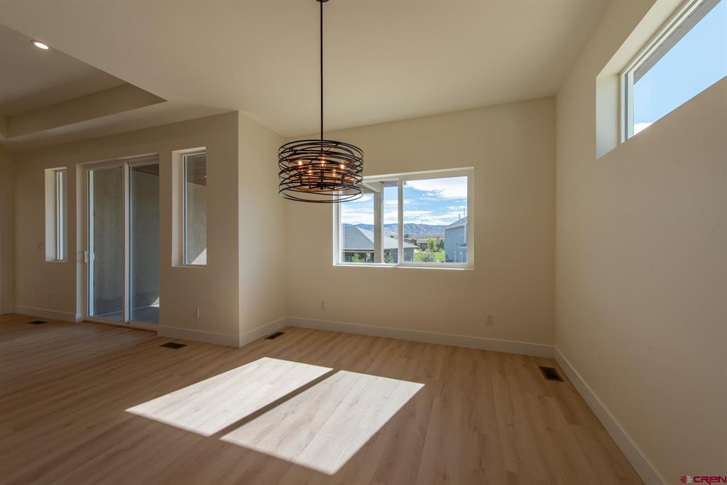 3805 Chestnut Drive Property Photo 13