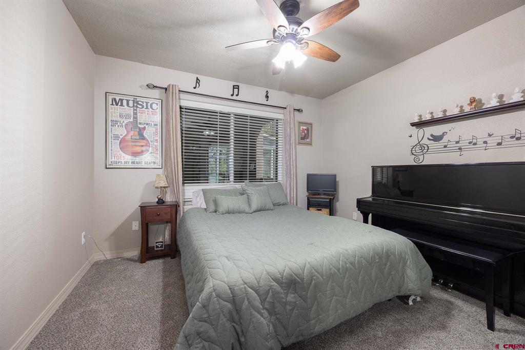 38 Danielle Circle Property Photo 27