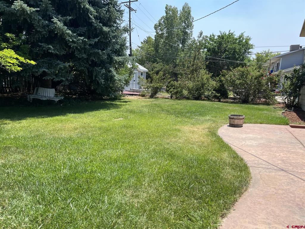 107 Akard Avenue Property Photo 4