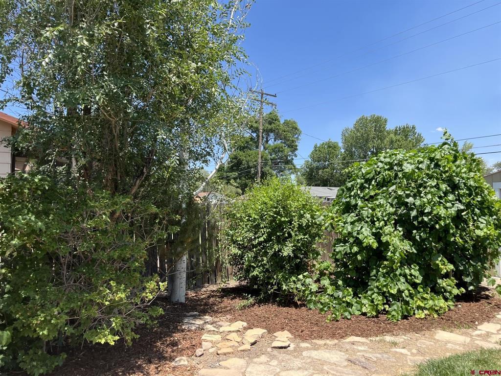 107 Akard Avenue Property Photo 5
