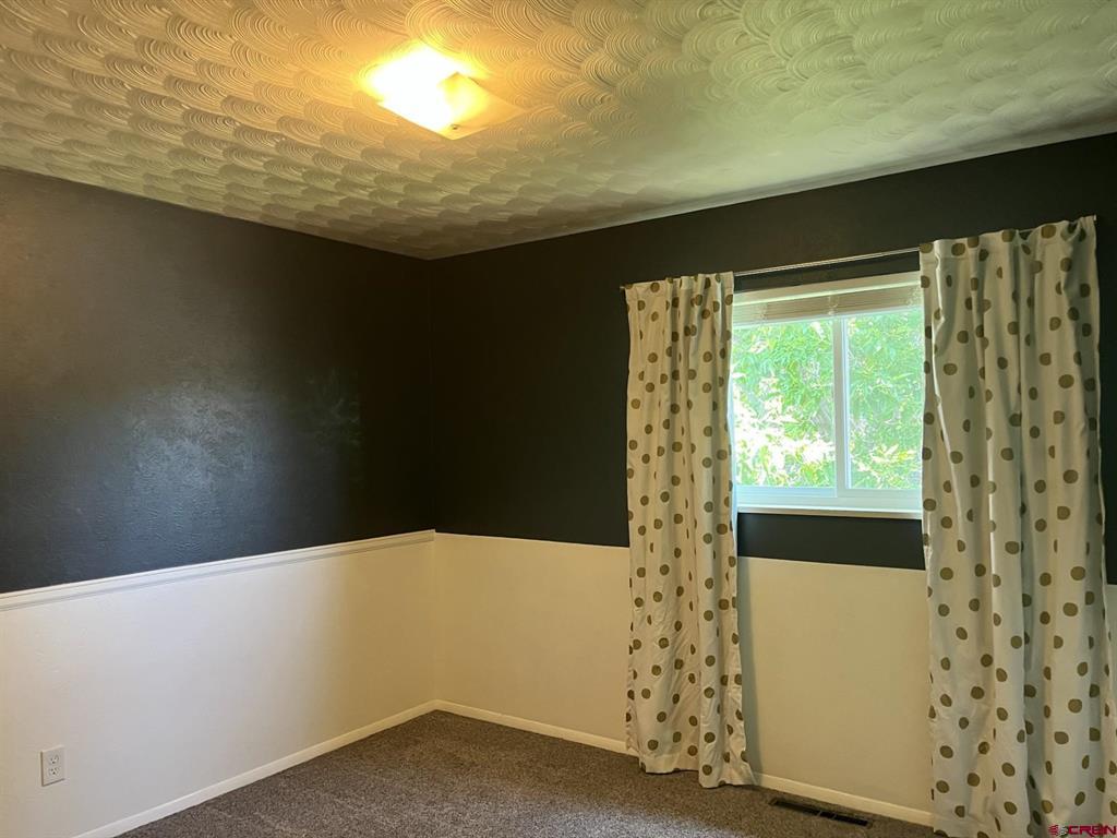 107 Akard Avenue Property Photo 22