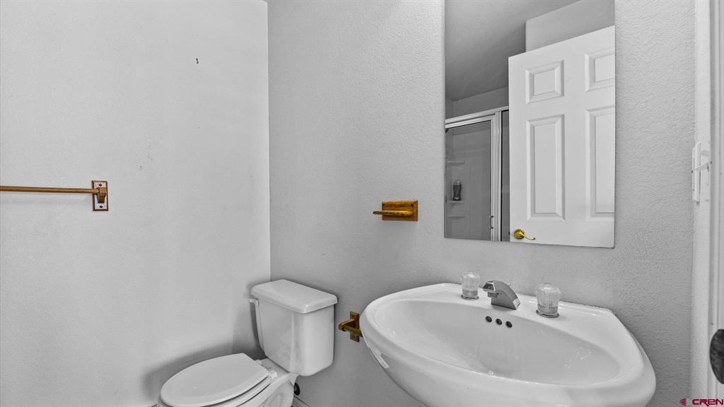 422 1/2 Prospectors Point Property Photo 19