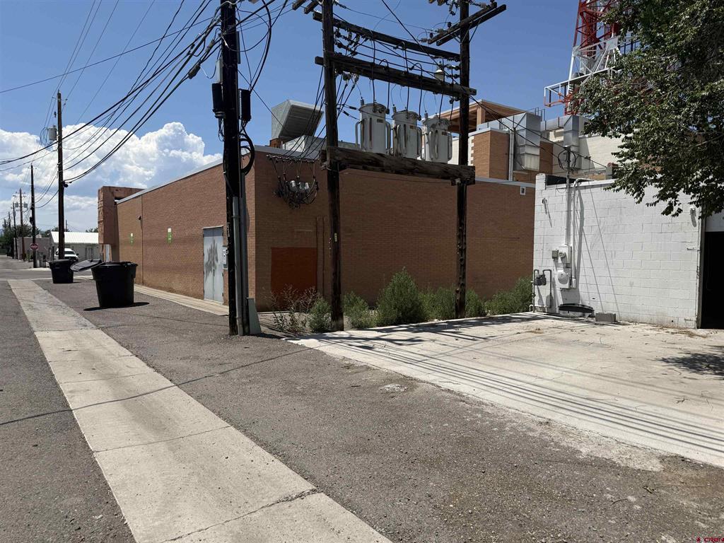 614 N 1st Street Property Photo 23