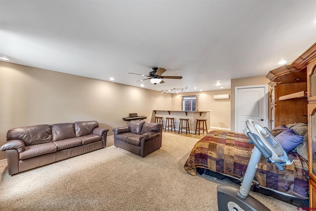 401 1/2 Rana Court Property Photo 27