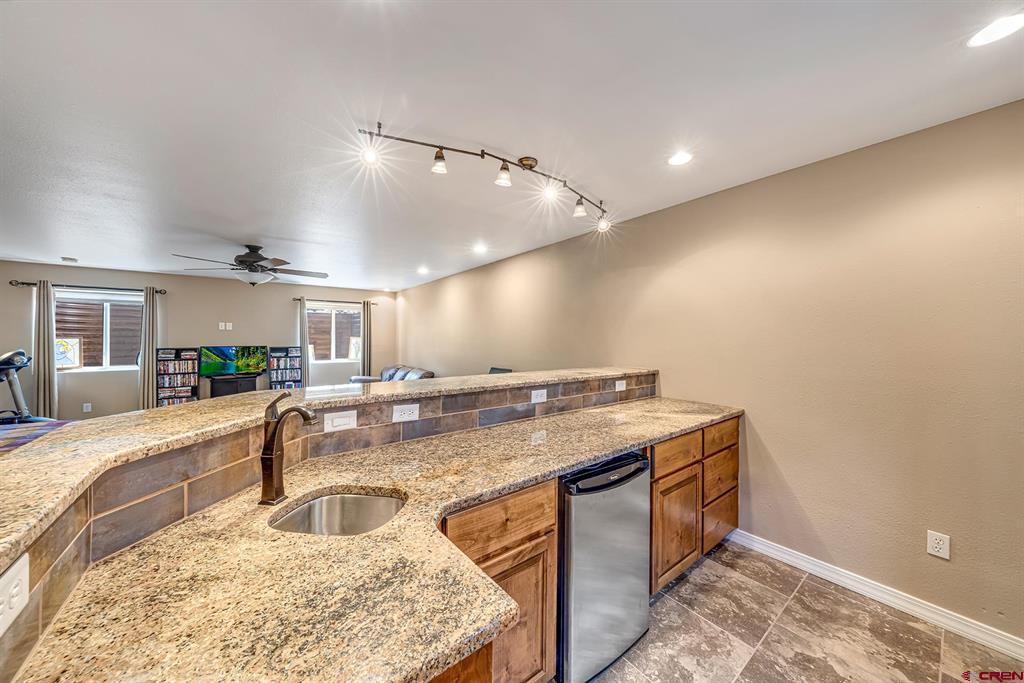 401 1/2 Rana Court Property Photo 29