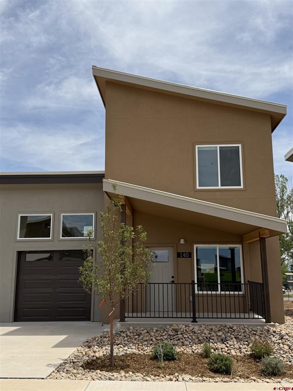 140 Manzano Circle Property Photo 1