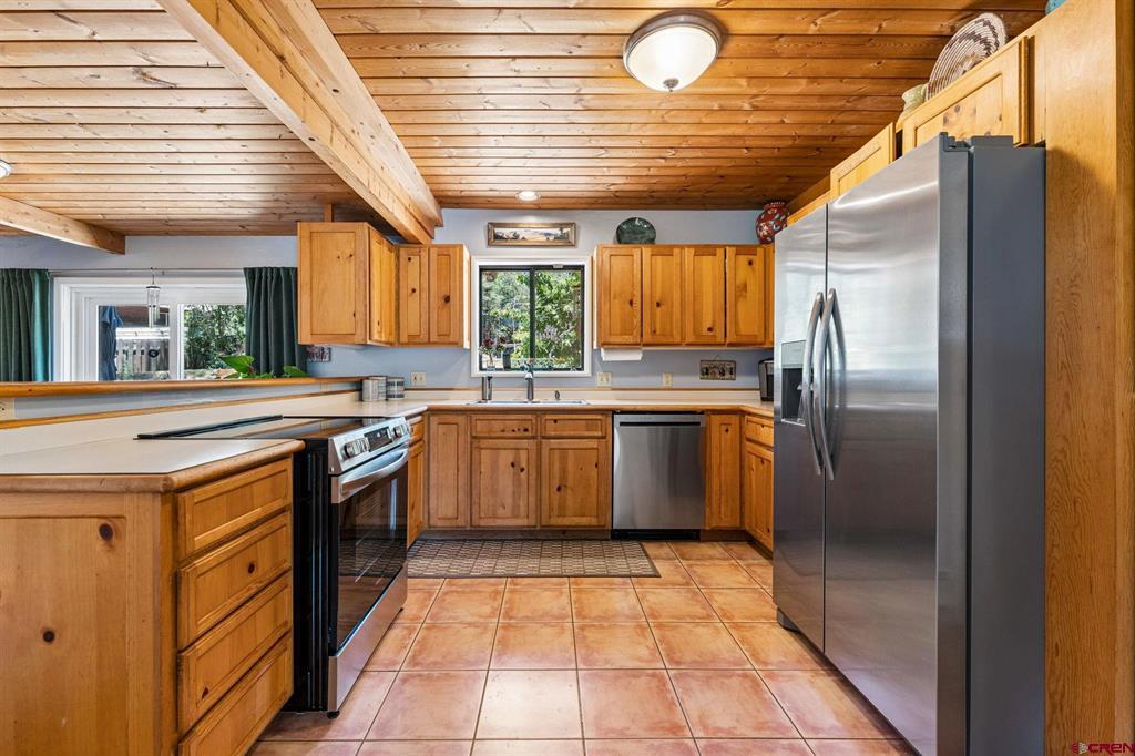 268 Timberline Drive Property Photo 9