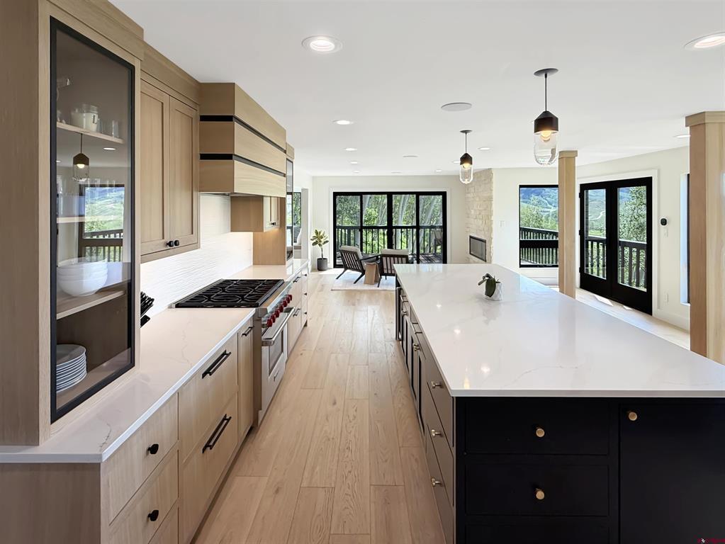 69 Peeler Lane Property Photo 3