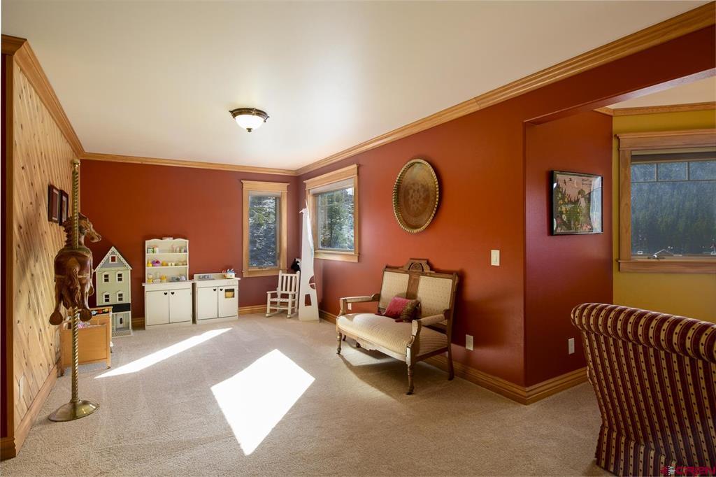 825 & 823 Main Street Property Photo 21