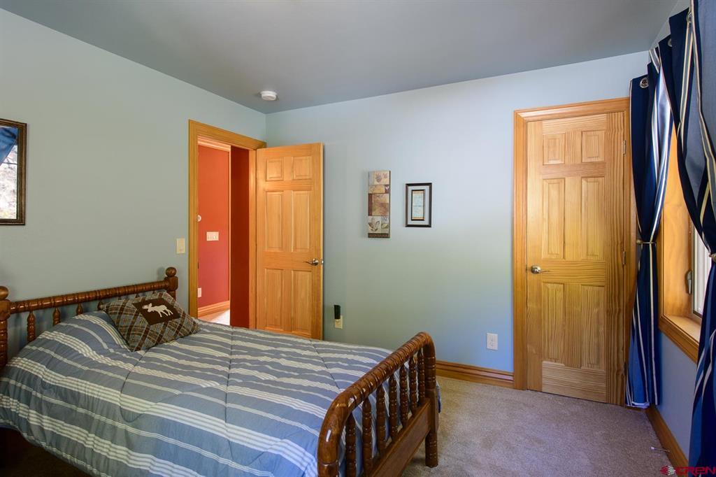 825 & 823 Main Street Property Photo 29