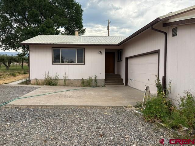 1042 Indian Camp Avenue Property Photo 3