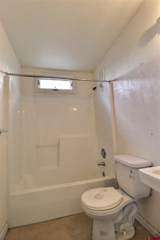 1030 E 11th Street Property Photo 29