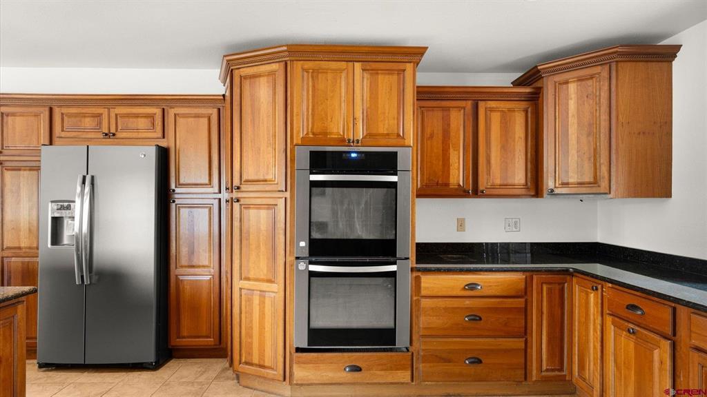1010 Canyon Drive Property Photo 4
