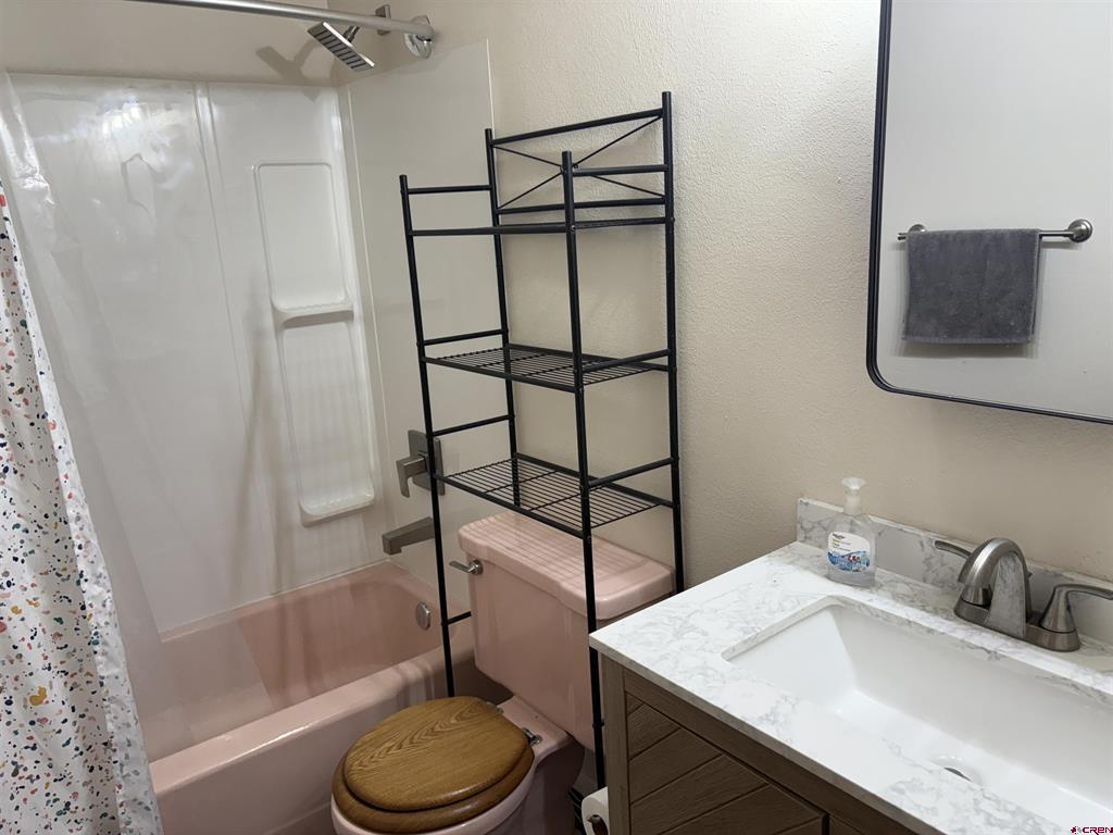 938 Livesay Drive Property Photo 16