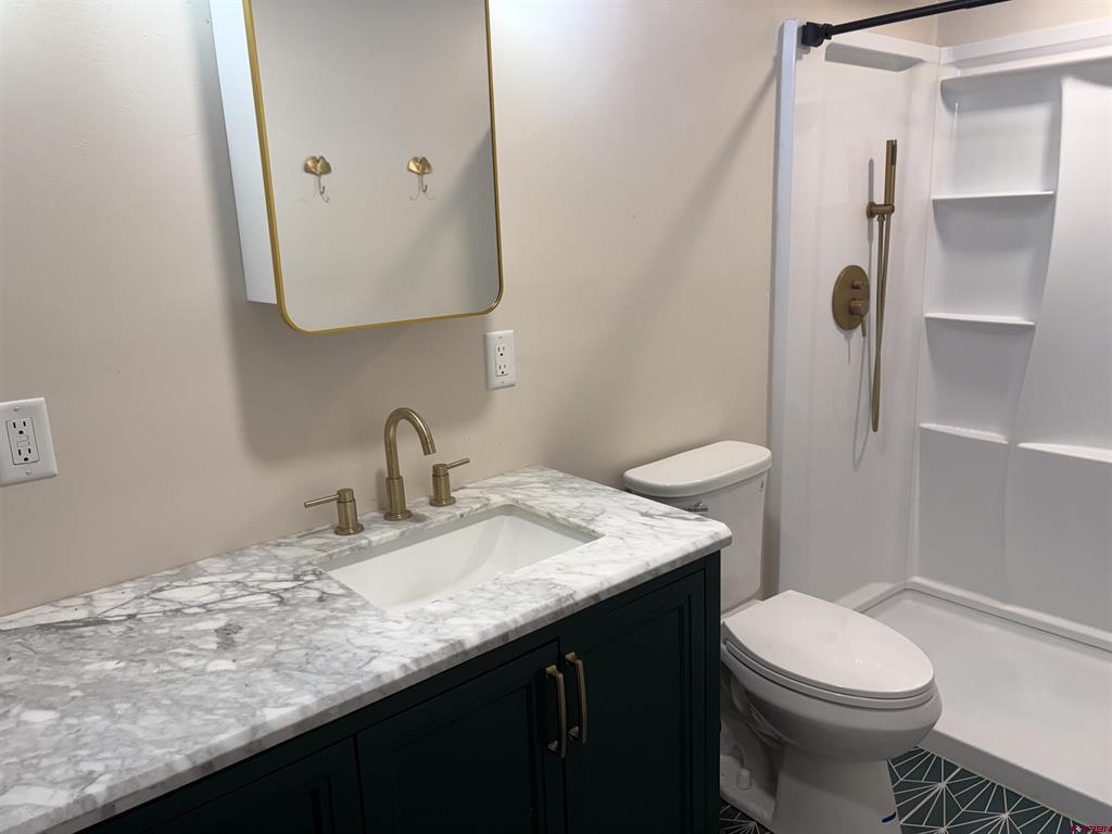 938 Livesay Drive Property Photo 24