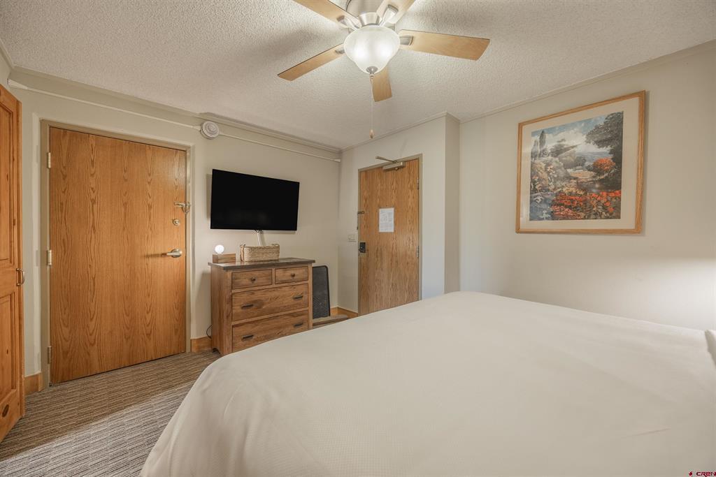 6 Emmons Road Property Photo 8