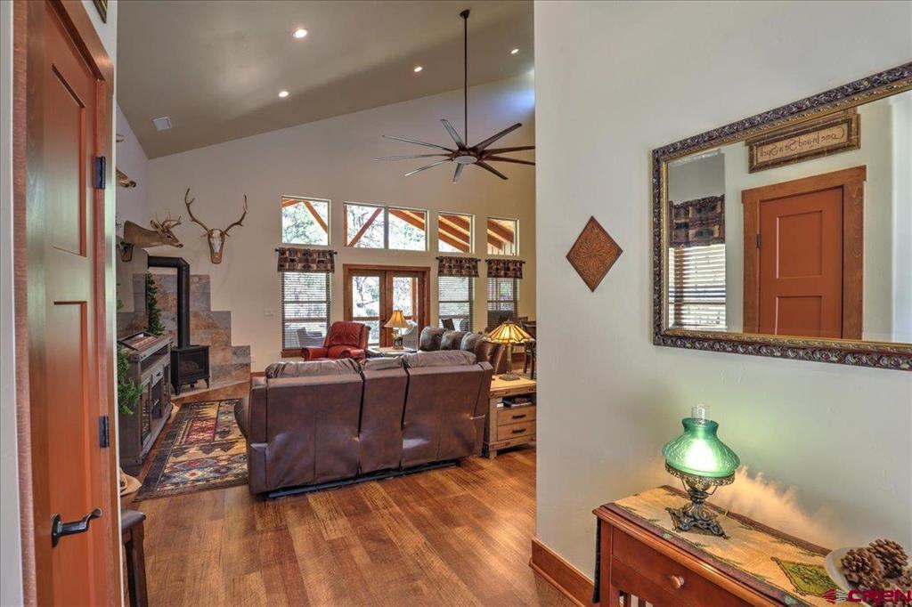 30 Moffat Court Property Photo 6