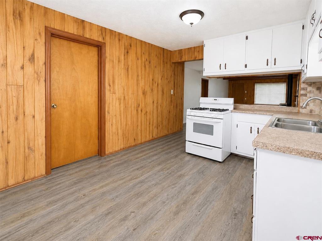 336 County Road 251 Property Photo 3