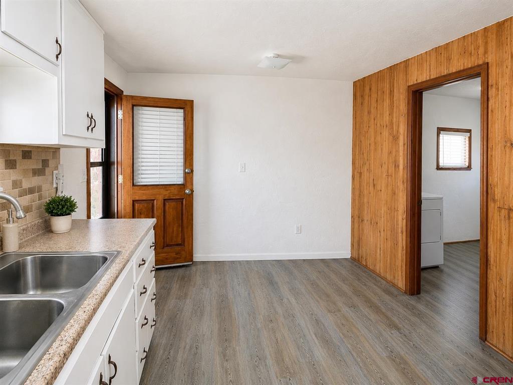 336 County Road 251 Property Photo 6
