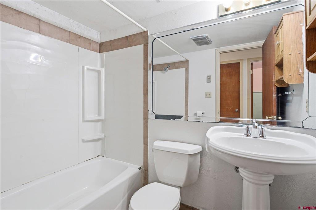 213 N Sligo Street Property Photo 10