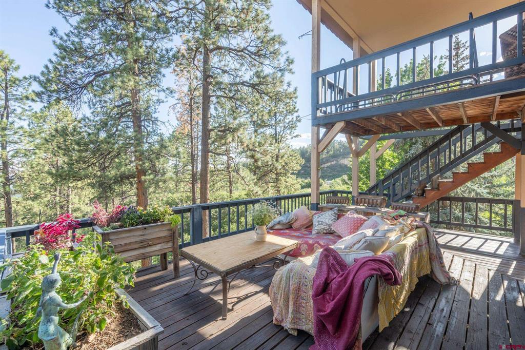 1120 Silver Mesa Driveway Property Photo 9