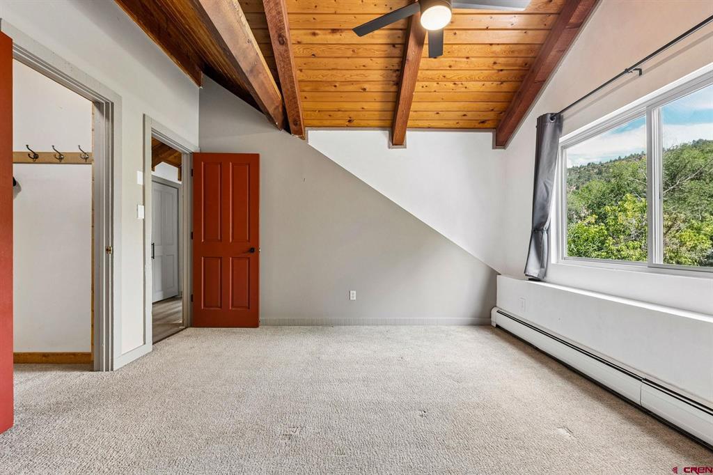360 E 32nd Street Property Photo 26