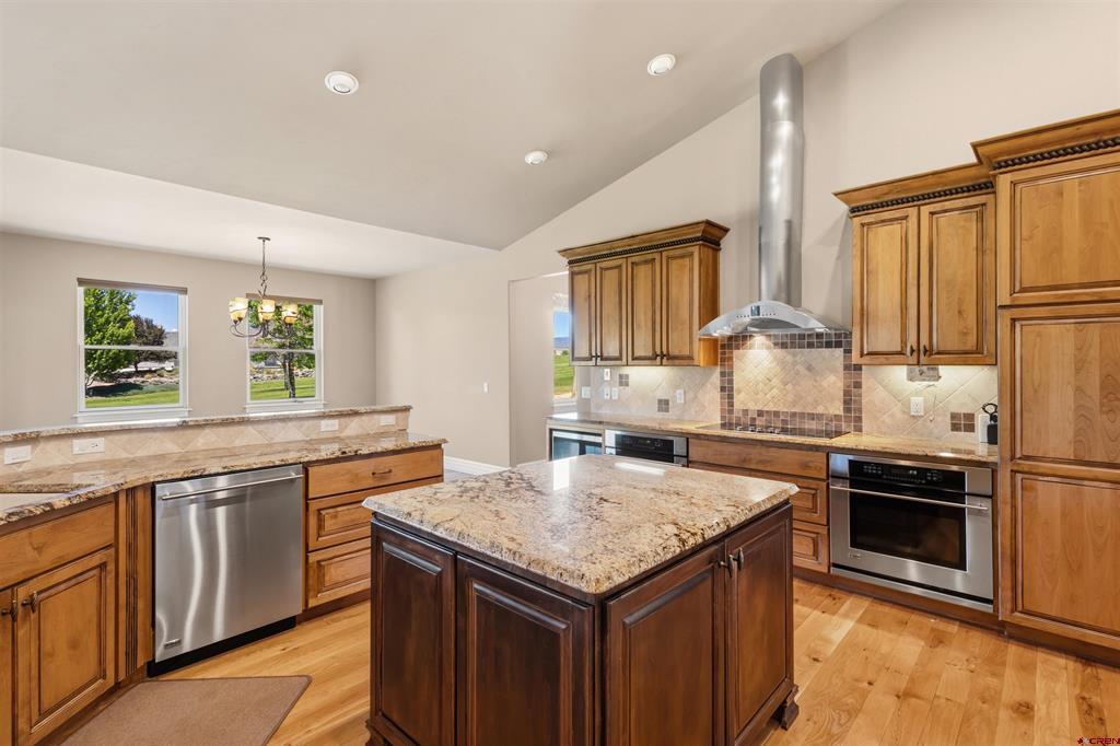 3339 Ivory Court Property Photo 9