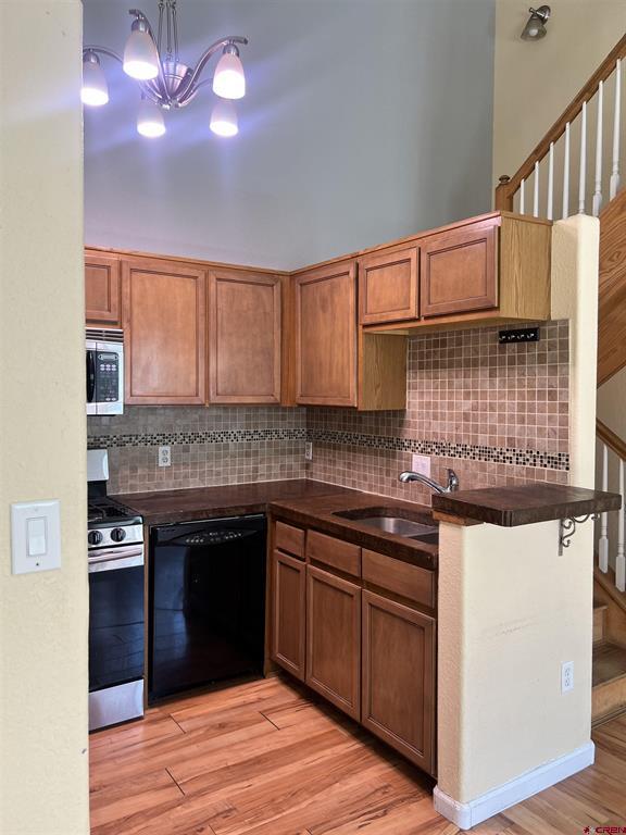 41 Lofty Court Property Photo 4
