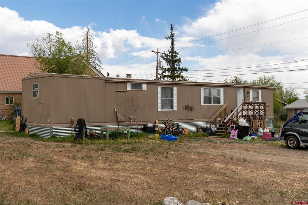 770 Nw Cedar Avenue Property Photo 8