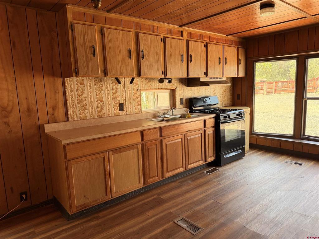 12053 Highway 65 Property Photo 27