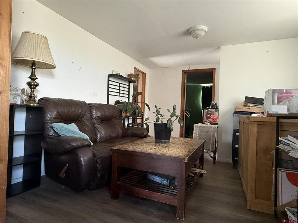 17820 B Road Property Photo 8
