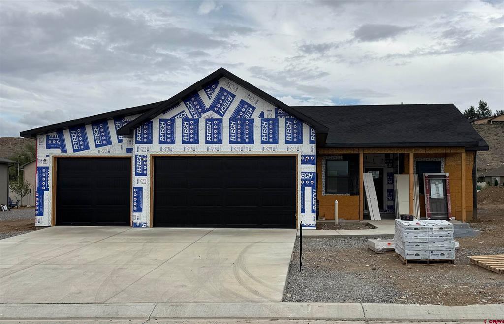 1853 6429 Circle Property Photo 1