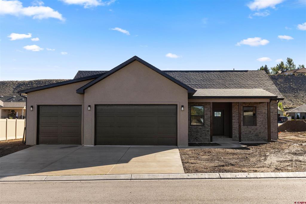 1853 6429 Circle Property Photo 1
