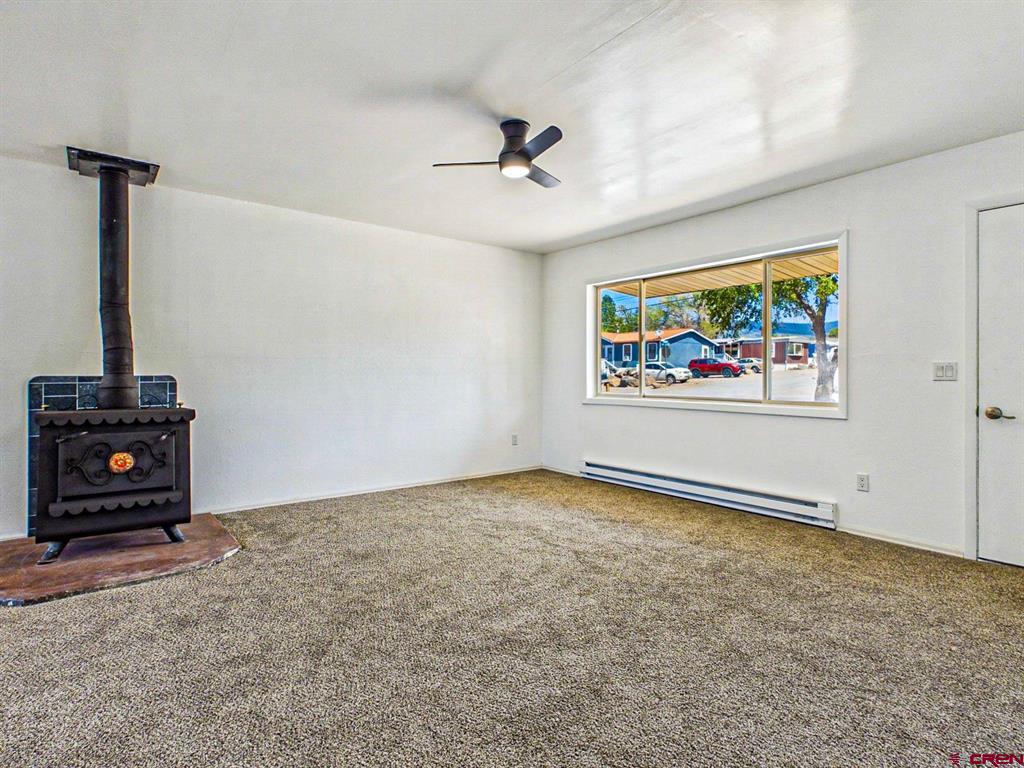 795 Nw Cedar Avenue Property Photo 5