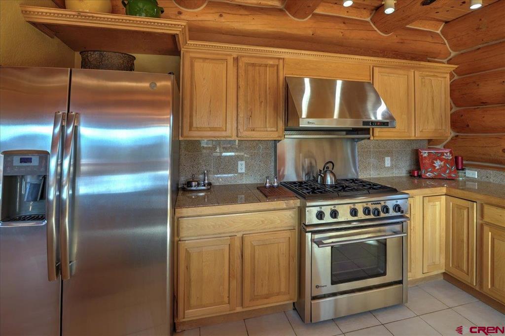 160 Cameron Place Property Photo 15