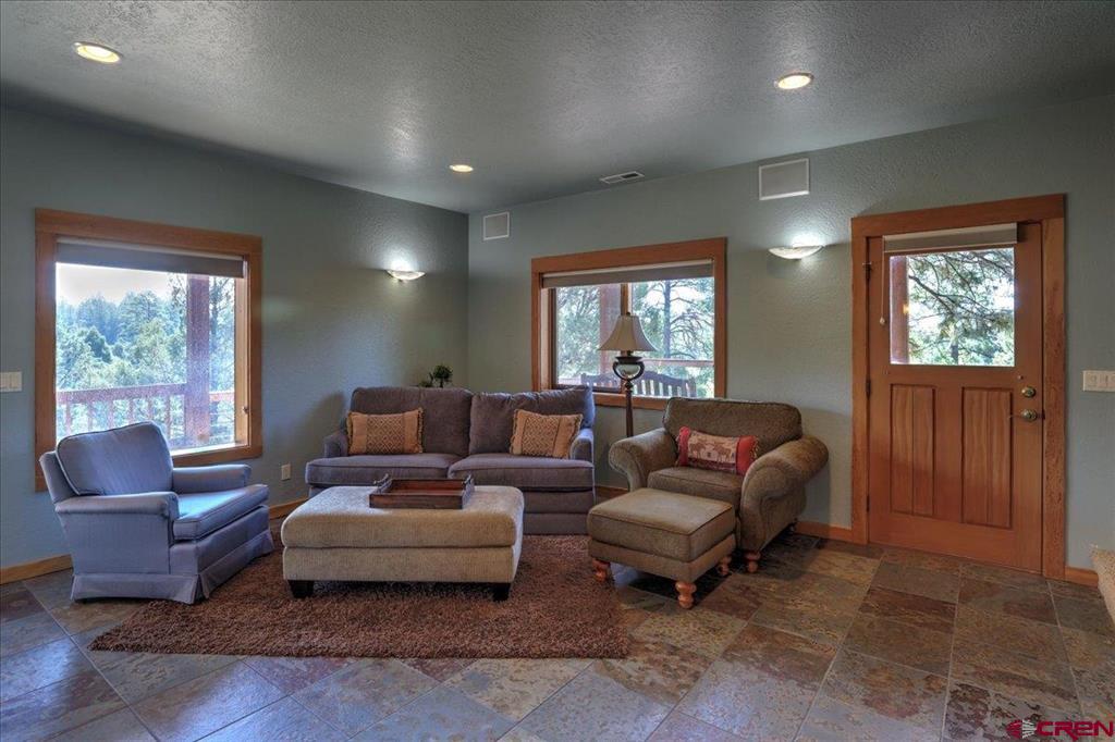 160 Cameron Place Property Photo 34
