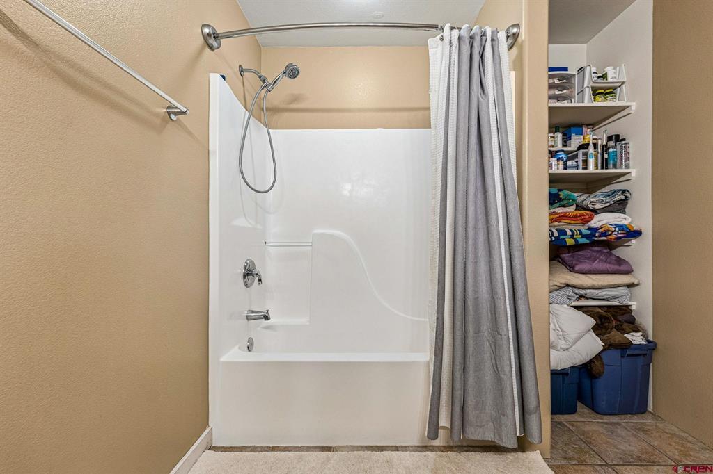 16 Lendy Lane Property Photo 29