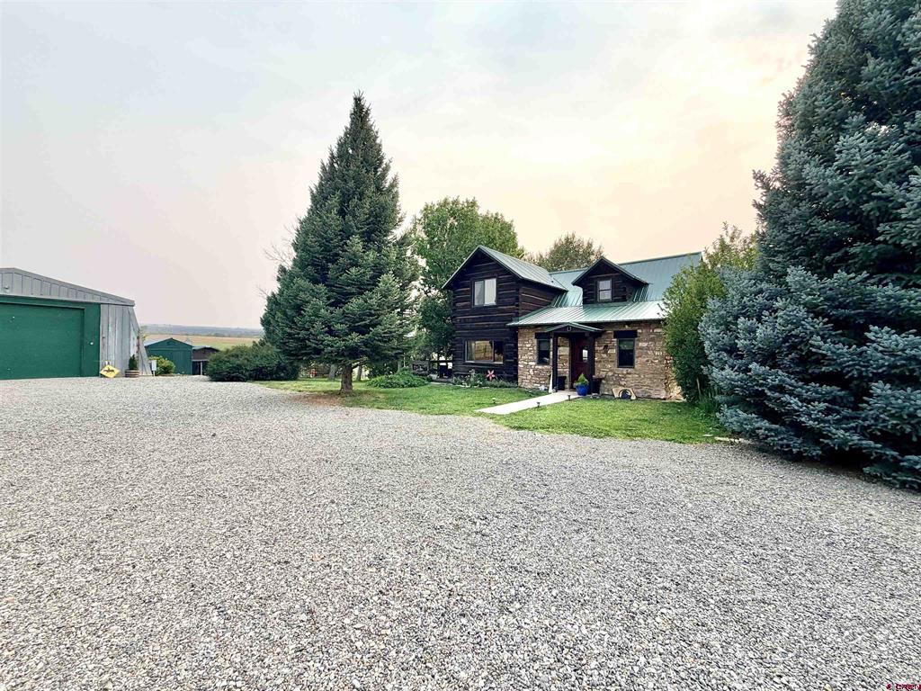 38578 Highway 92 Property Photo 2