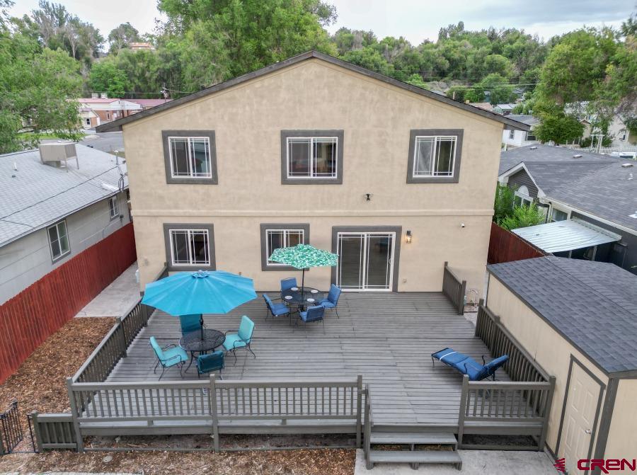 1011 Bluff Street Property Photo 7