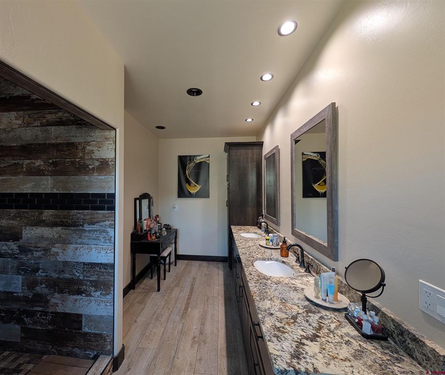 68462 Kinikin Road Property Photo 5