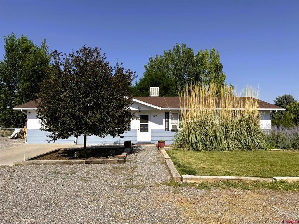 685 Veinte Drive Property Photo 1