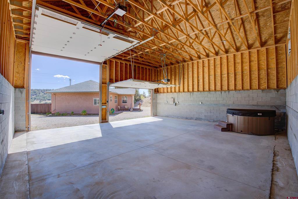 41775 Highway 184 Property Photo 32