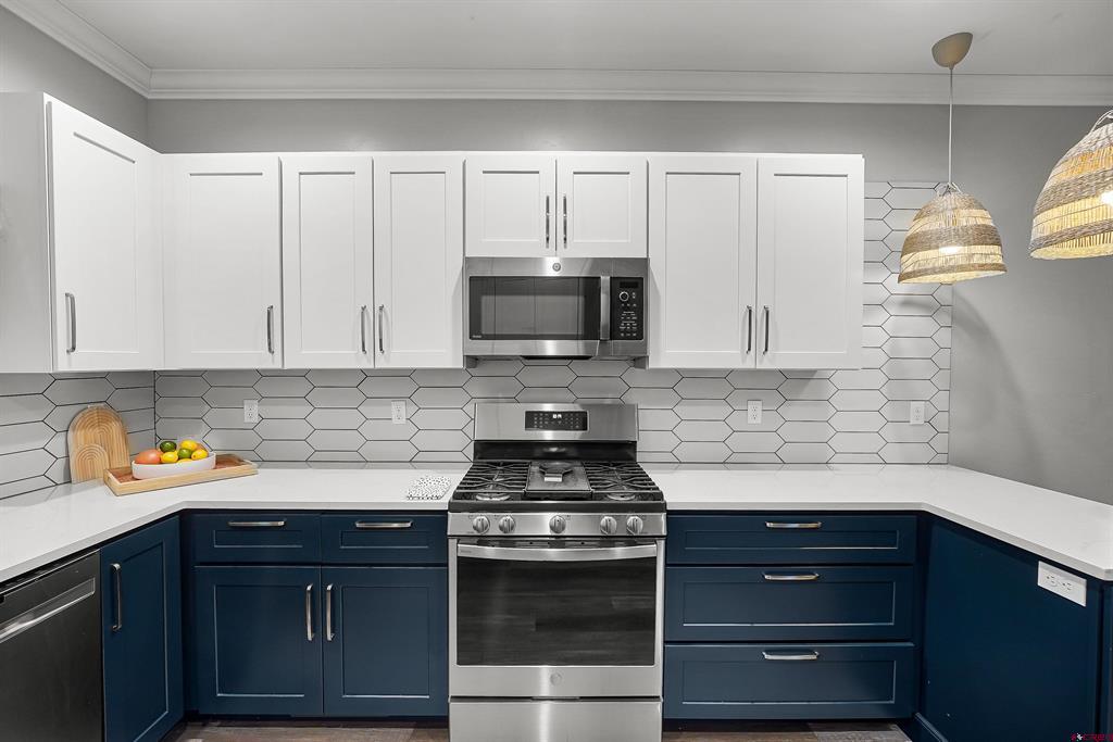 115 Via Veneto Property Photo 13