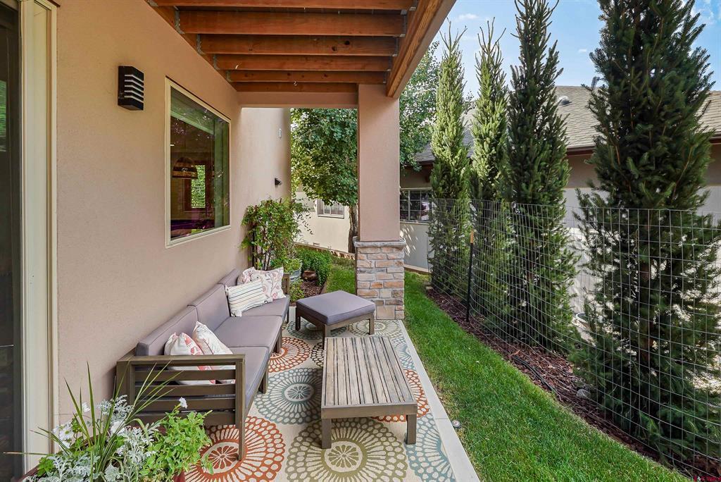 115 Via Veneto Property Photo 17