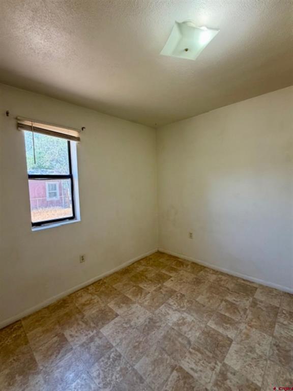 300 S Beech Street Property Photo 12