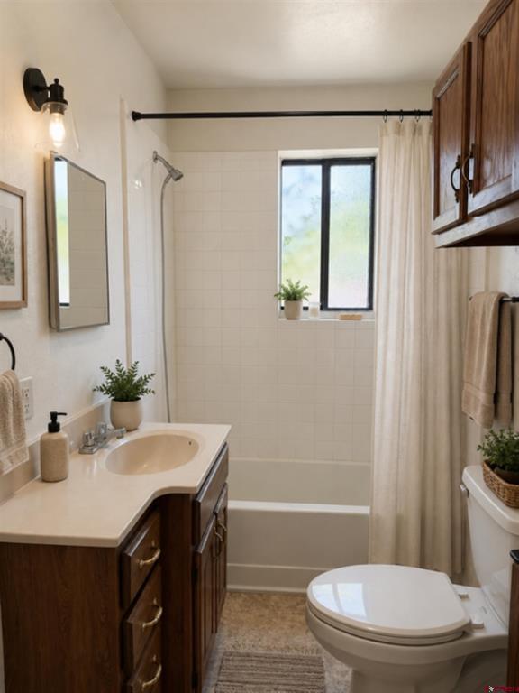 300 S Beech Street Property Photo 14
