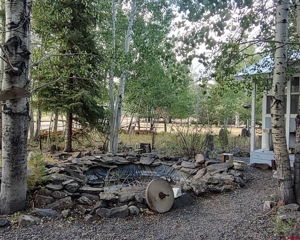 166 Commanche Peak Road Property Photo 3