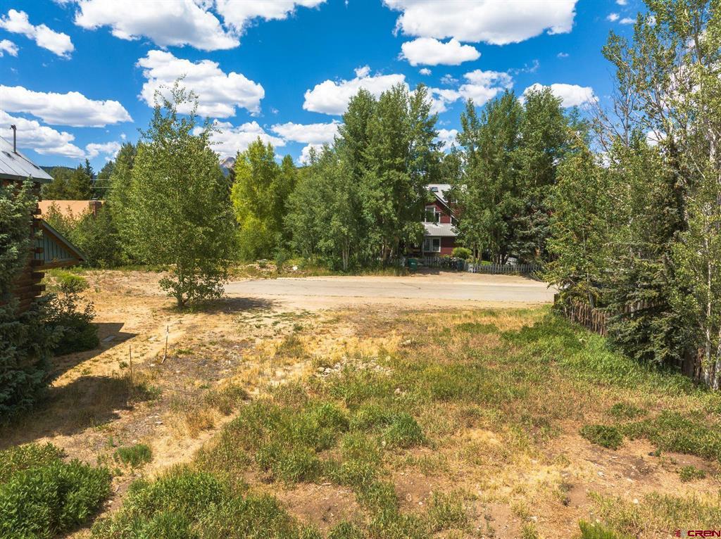320 Gothic Avenue Property Photo 3