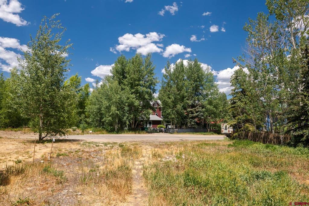 320 Gothic Avenue Property Photo 8
