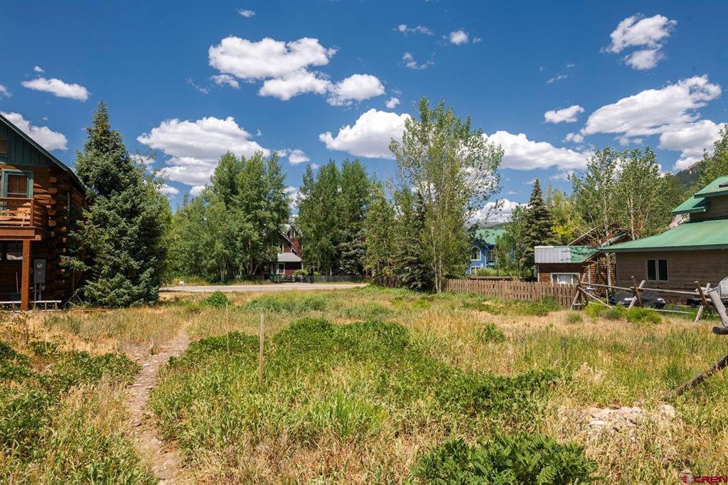 320 Gothic Avenue Property Photo 14